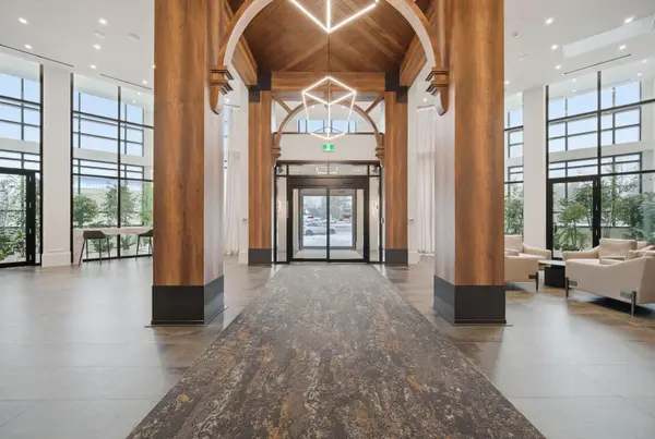 2075 King RD #435, King, ON L7B 0R6