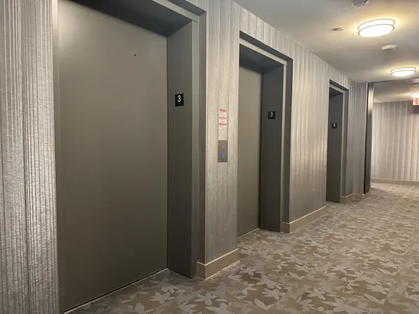 9600 Yonge ST #307B, Richmond Hill, ON L4C 0X3