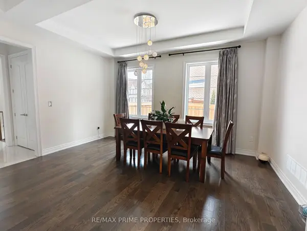 853 Harry Douglas ST, Newmarket, ON L3X 0K3