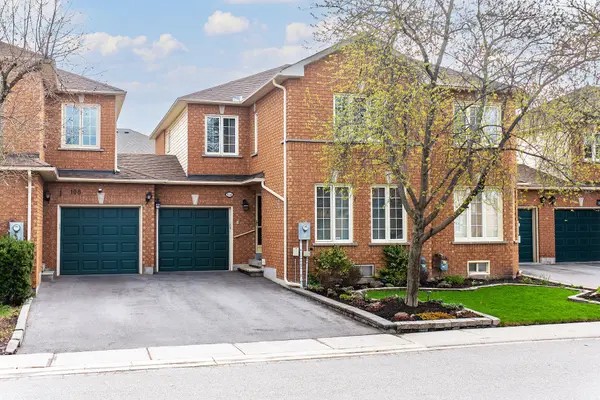 104 Pinedale Gate, Vaughan, ON L4L 8X3