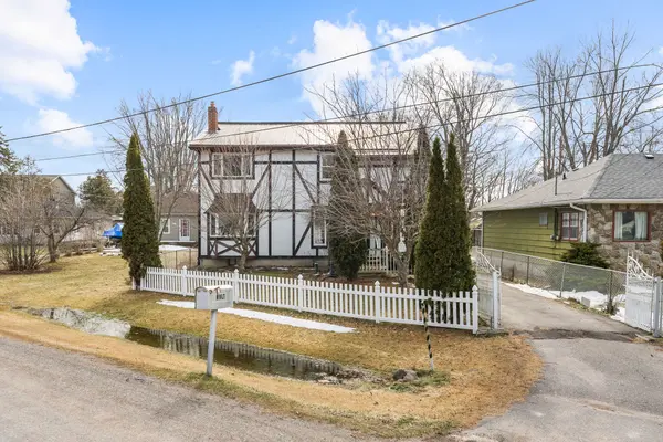 46 Isle Vista DR, Georgina, ON L0E 1N0