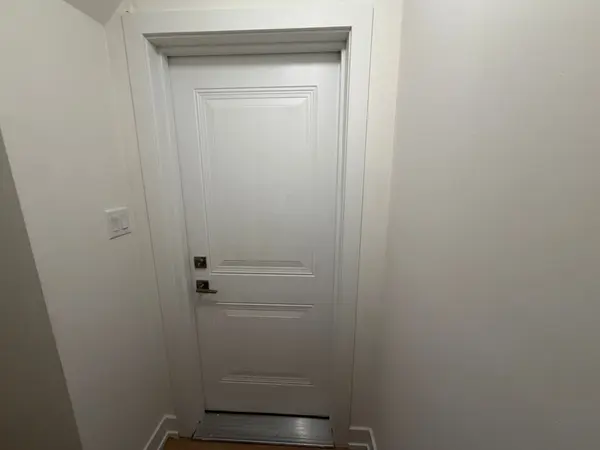 6 Sayers LN #8, Richmond Hill, ON L4E 1J4