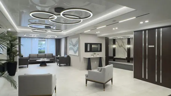 30 Harding BLVD W #401, Richmond Hill, ON L4C 9M3