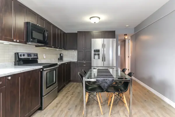 2533 Flos 3 RD W, Springwater, ON L0L 2K0