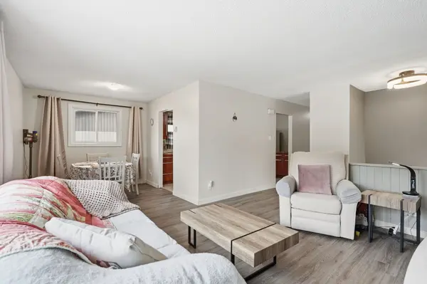 679 Simcoe AVE, Tay, ON L0K 1R0