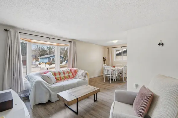 679 Simcoe AVE, Tay, ON L0K 1R0