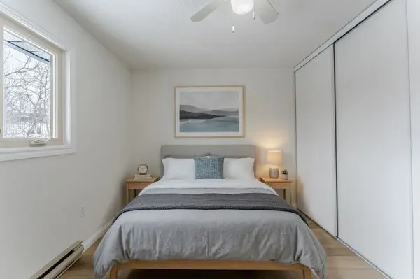 21 Evergreen CT #7, Barrie, ON L4N 6W8