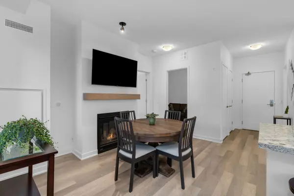 40 Horseshoe BLVD #408, Oro-medonte, ON L4M 4Y8