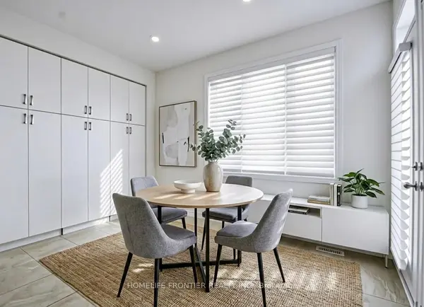 27 Bannister RD SE, Barrie, ON L9J 0L5