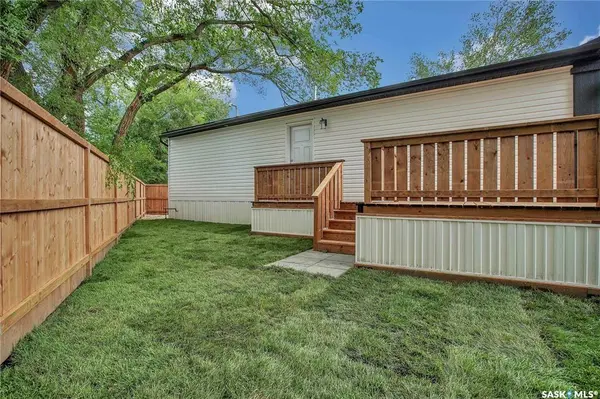 1524 Rayner AVENUE #320, Saskatoon, SK S7N 2P8