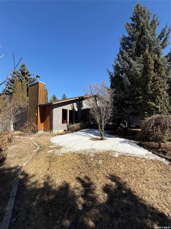 230 BAKER PLACE, Saskatoon, SK S7N 3L1