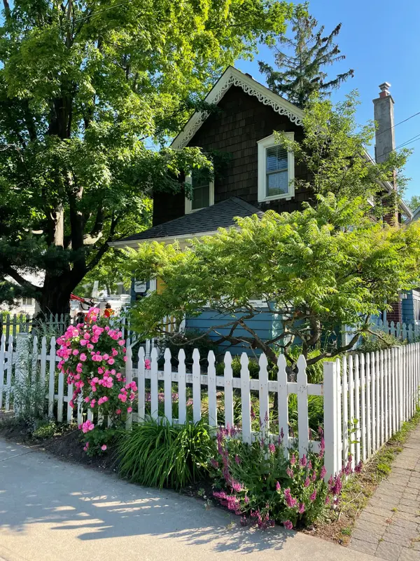 455 Nelson AVE, Burlington, ON L7S 1N3