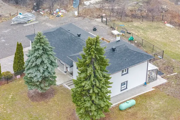 11075 Clarkway DR, Brampton, ON L6P 0W1