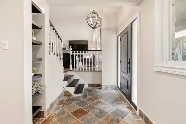 1189 Britannia RD, Burlington, ON L7P 0E7