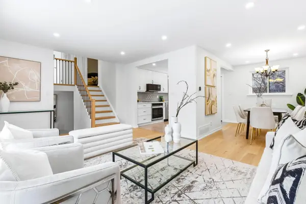 1271 Canford CRES, Mississauga, ON L5J 3M9