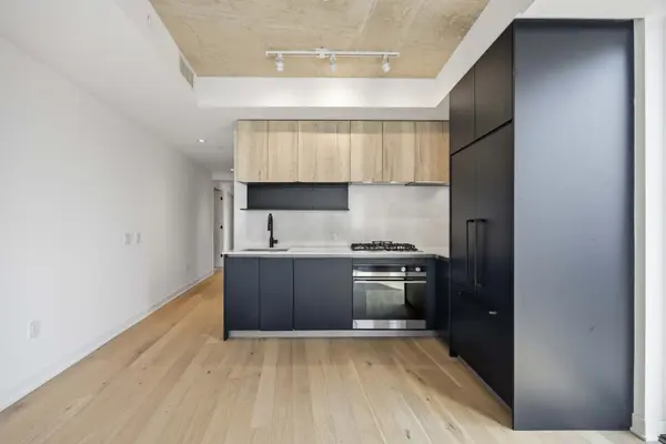 2625 Dundas ST W #317, Toronto W02, ON M6P 0C5