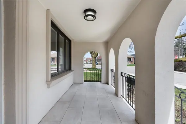 90A Bicknell AVE, Toronto W03, ON M6M 4G7