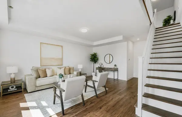 3058 Trailside DR, Oakville, ON L6M 4M2