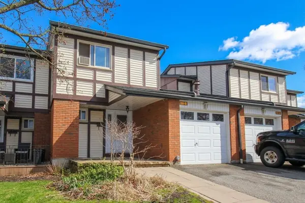 5095 Pinedale AVE #106, Burlington, ON L7L 5K3