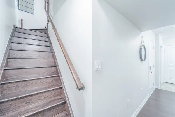 1000 Asleton BLVD #84, Milton, ON L9T 9L2