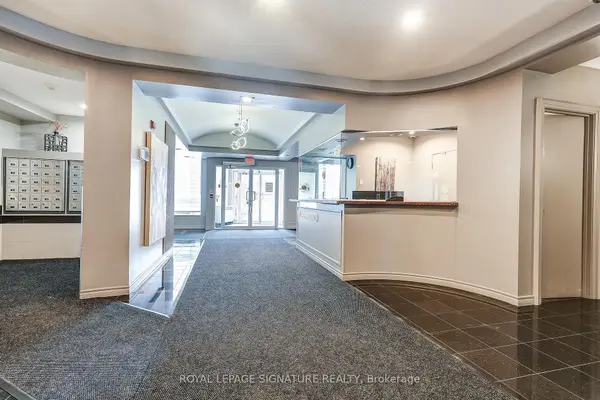 483 Faith DR #301, Mississauga, ON L5R 0A1