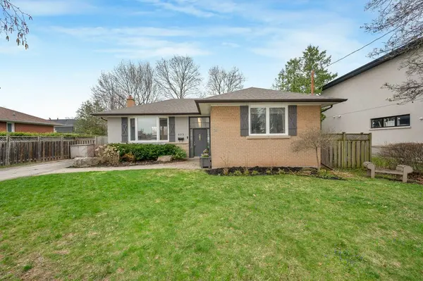 602 Stephens CRES, Oakville, ON L6K 1Y3