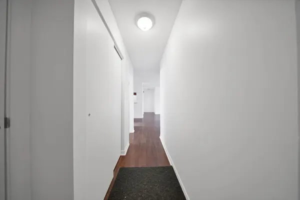 1450 Glen Abbey Gate #212, Oakville, ON L6M 2V7