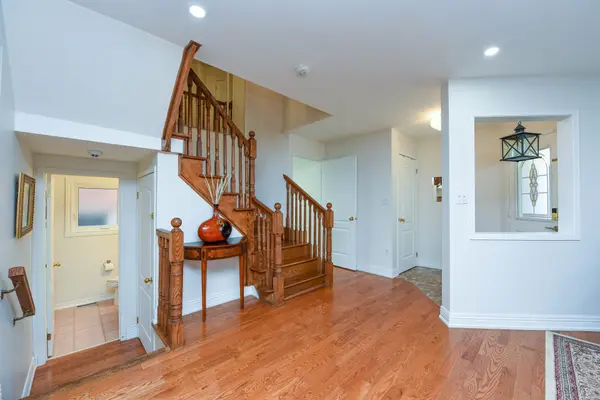 113 Seclusion CRES, Brampton, ON L6R 1K8