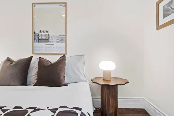 8 Primrose AVE, Toronto W06, ON M8V 1P8