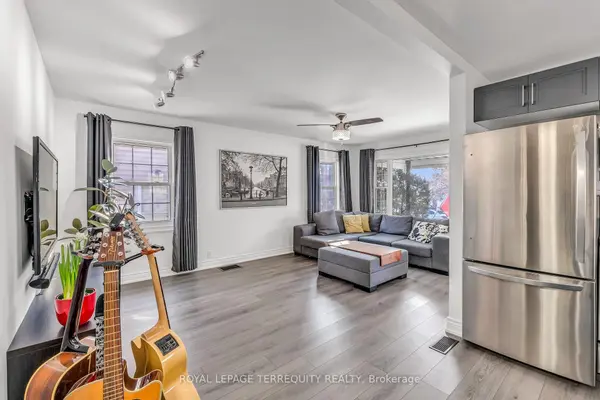 5 Acorn AVE, Toronto W08, ON M9B 3P7