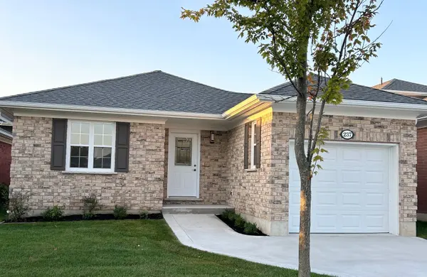 237 Bethune CRES, Goderich, ON N7A 4M6