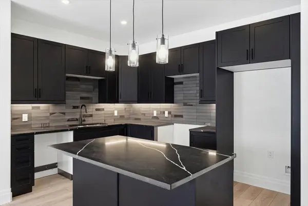 113 Buchanan ST, Prince Edward County, ON K0K 2T0