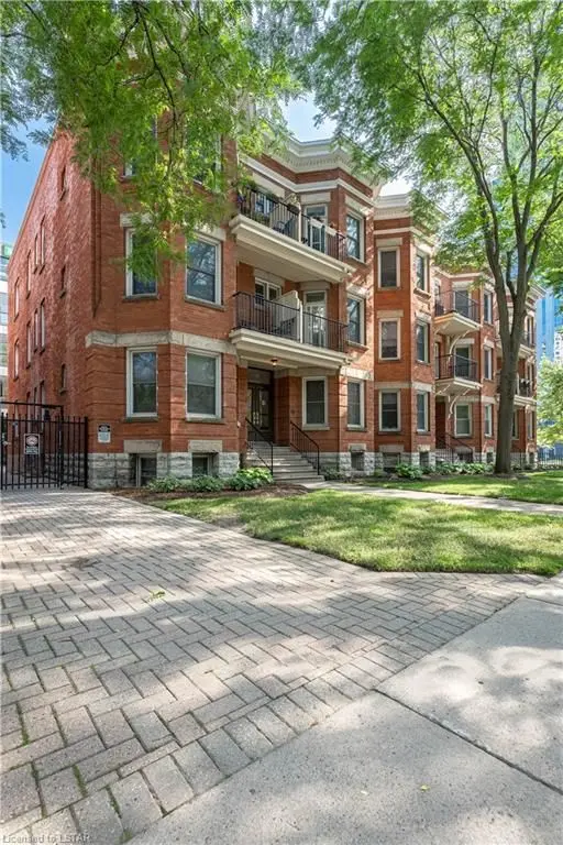 275 Queens AVE #301, London East, ON N6B 1X2