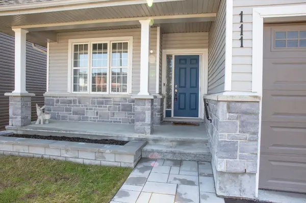 111 Dun Skipper DR, Blossom Park - Airport And Area, ON K1X 0G1