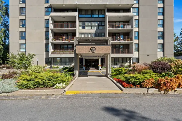 1785 Frobisher LN #2501, Alta Vista And Area, ON K1G 3T7