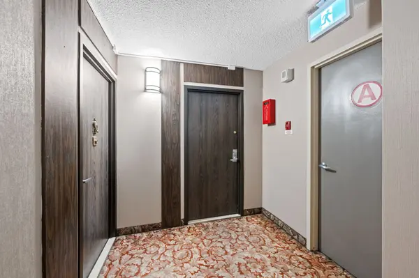 1785 Frobisher LN #2501, Alta Vista And Area, ON K1G 3T7