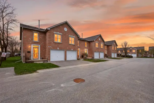 397 Springbank AVE N #2, Woodstock, ON N4T 1P8