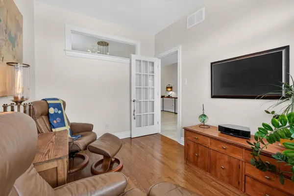 127 Elfin GRV, Kanata, ON K2V 0B9