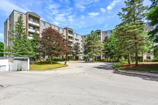 93 Westwood RD #403, Guelph, ON N1H 7J7