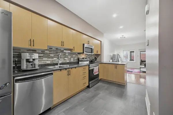 795 Montreal RD #5, Manor Park - Cardinal Glen And Area, ON K1K 0S9