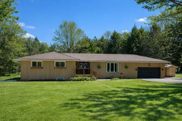 31 Lake Forest DR, Mcdougall, ON P2A 2W9