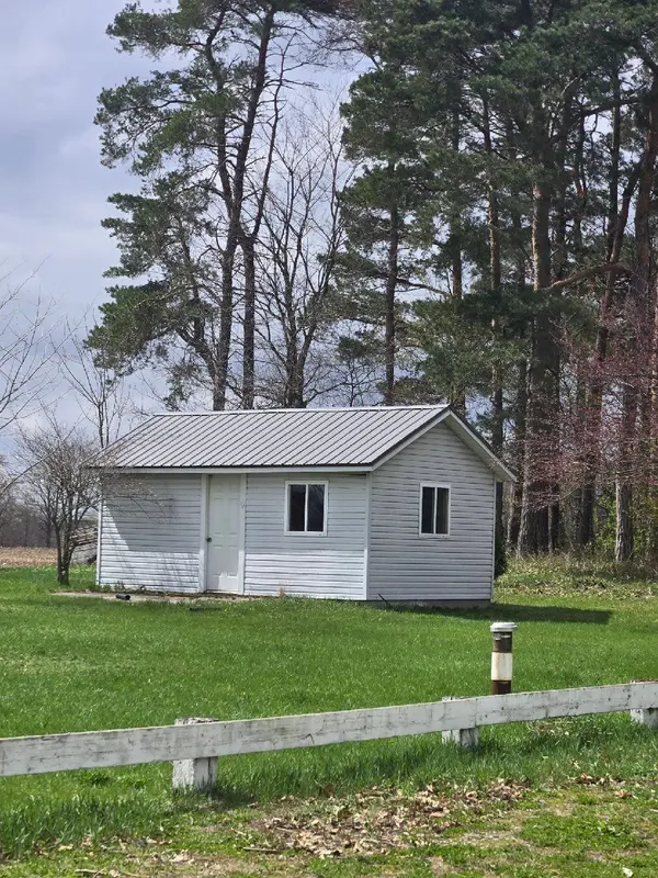 105 Norfolk County Rd 30 RD, Norfolk, ON N4G 4G9