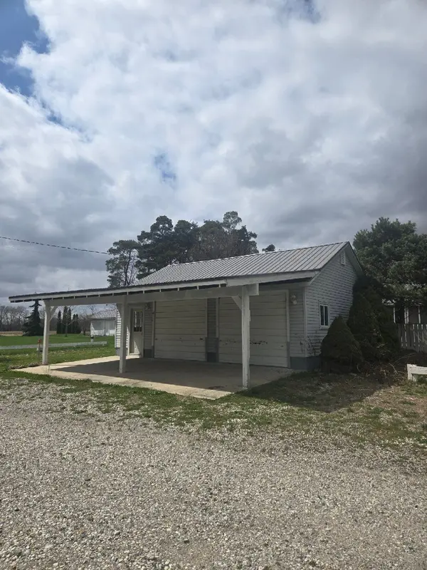 105 Norfolk County Rd 30 RD, Norfolk, ON N4G 4G9