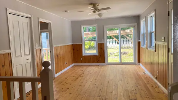 53 Huron ST, Deep River, ON K0J 1P0