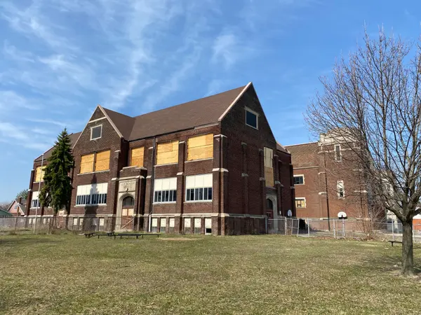 1542-1556 WYANDOTTE ST W, Windsor, ON N9B 1H5