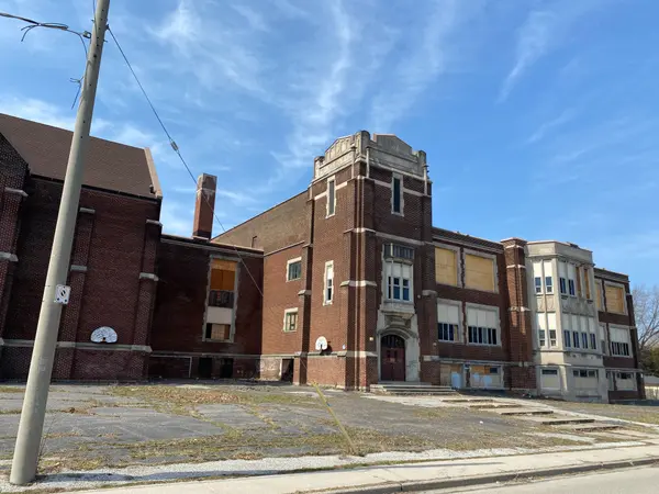 1542-1556 WYANDOTTE ST W, Windsor, ON N9B 1H5