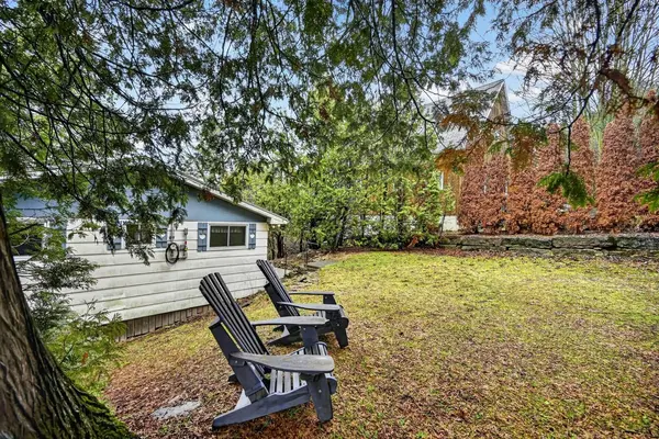 42 Chant TER, Front Of Yonge, ON K0E 1R0