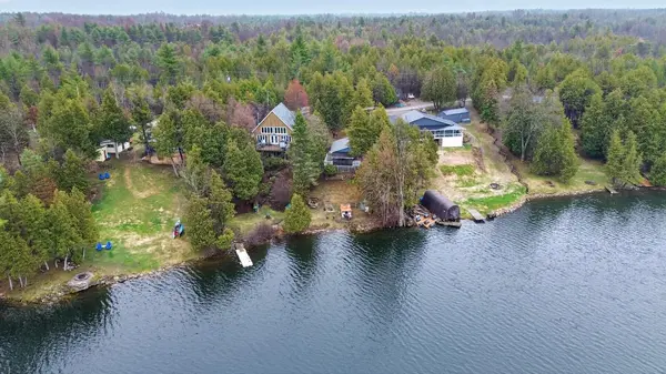 42 Chant TER, Front Of Yonge, ON K0E 1R0