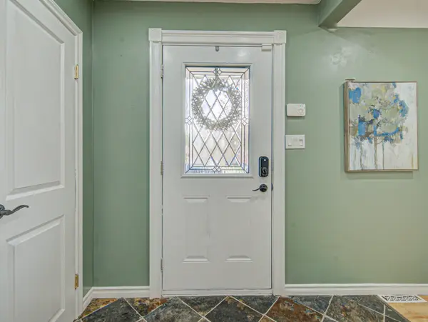 32 Ravine DR, Cambridge, ON N1R 2W7