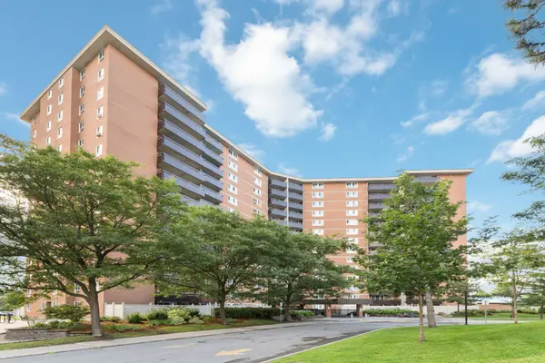 2020 Jasmine CRES #1218, Beacon Hill North - South And Area, ON K1J 8K5